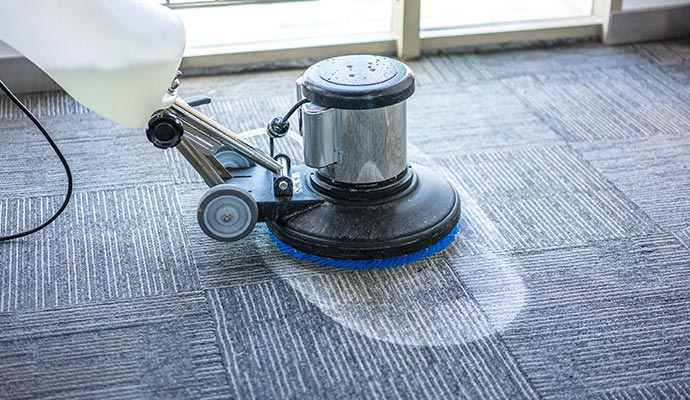 Carpet shampoo cleaning with advanced equipment