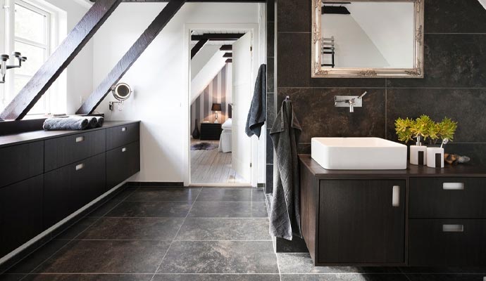 Clean bathroom