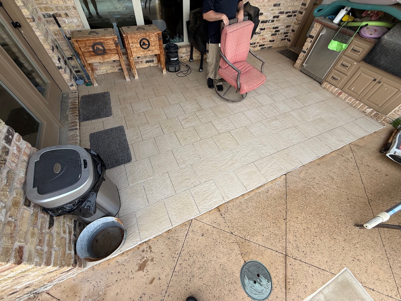 Outdoor Patio Floor Cleaning