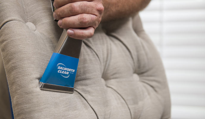 worker cleanign seat